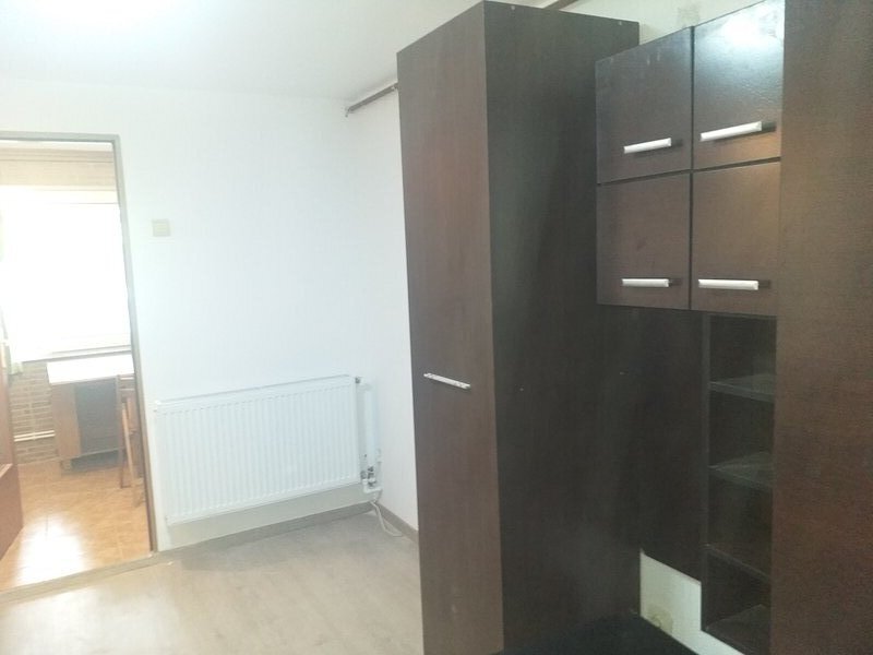 Inchiriere garsoniera Piata Chibrit Piata Chibrit metrou 1 Mai strada